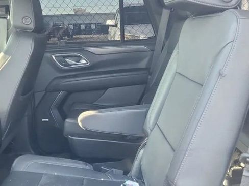 Used 2022 Chevrolet Tahoe LT w/ LT Signature Plus Package image 12