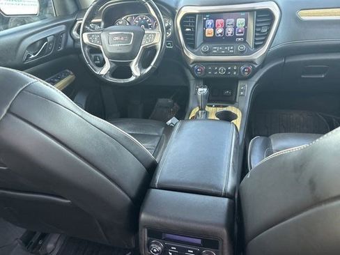 Used 2018 GMC Acadia Denali image 42