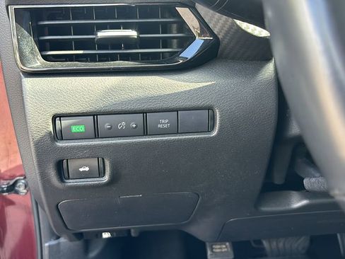 Used 2023 Nissan Sentra SV image 15