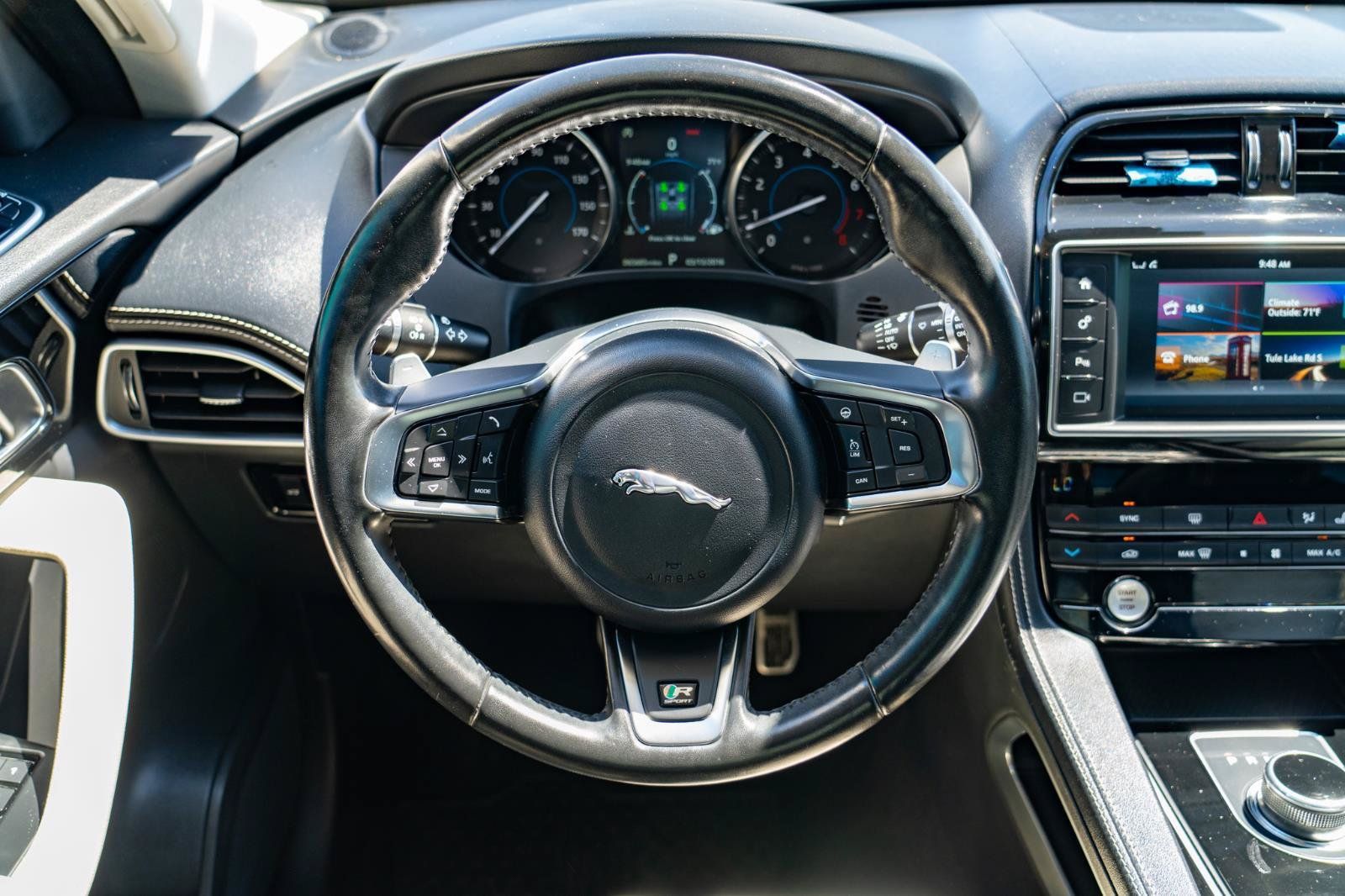 Used 2018 Jaguar F-PACE R-Sport AWD/4WD image 18