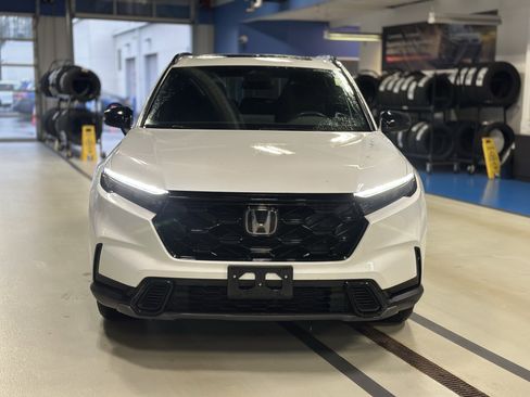 Used 2023 Honda CR-V Sport image 2