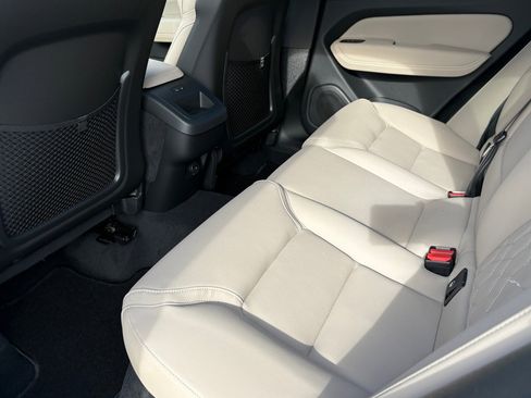 New 2026 Volvo XC60 B5 Plus w/ Protection Package Premier image 17