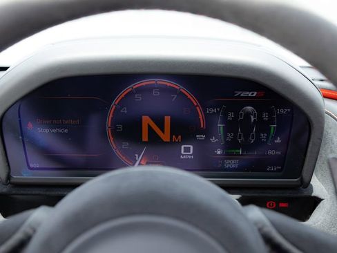 Used 2020 McLaren 720S Performance RWD image 3