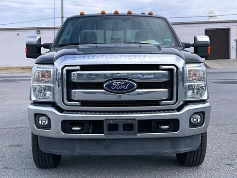 Used 2016 Ford F250 XLT w/ XLT Premium Package image 4