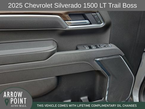 Used 2025 Chevrolet Silverado 1500 LT Trail Boss w/ Protection Package AWD/4WD image 21
