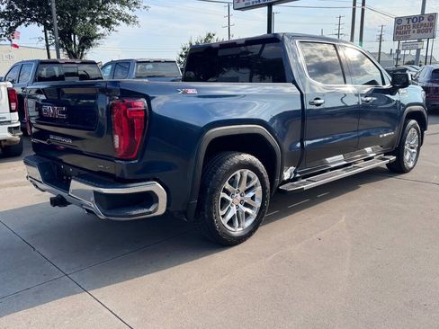 Used 2019 GMC Sierra 1500 SLT w/ SLT Premium Plus Package AWD/4WD image 5