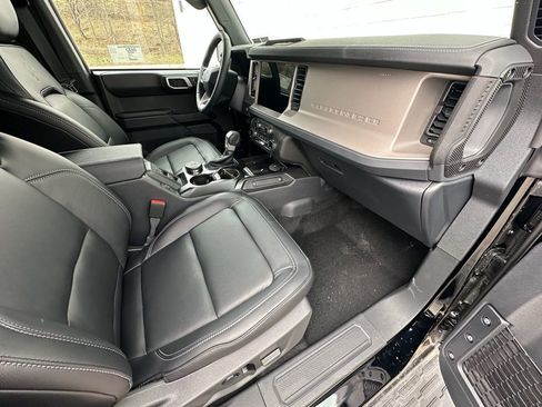 New 2026 Ford Bronco Outer Banks AWD/4WD image 21