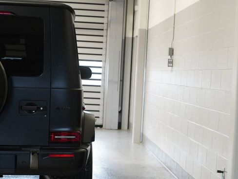 Certified 2025 Mercedes-Benz G 63 AMG 4MATIC image 11
