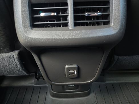 Certified 2024 Chevrolet Equinox RS image 20