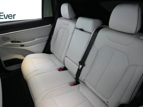 Used 2025 Jeep Wagoneer S Limited AWD/4WD image 24