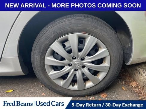 Used 2013 Toyota Corolla LE FWD image 13