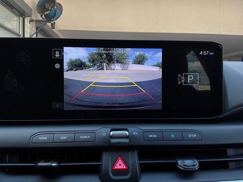 Used 2025 Kia K4 FWD image 32