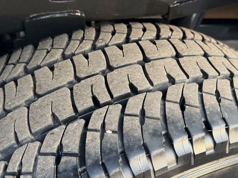 Used 2024 RAM 2500 Laramie image 49