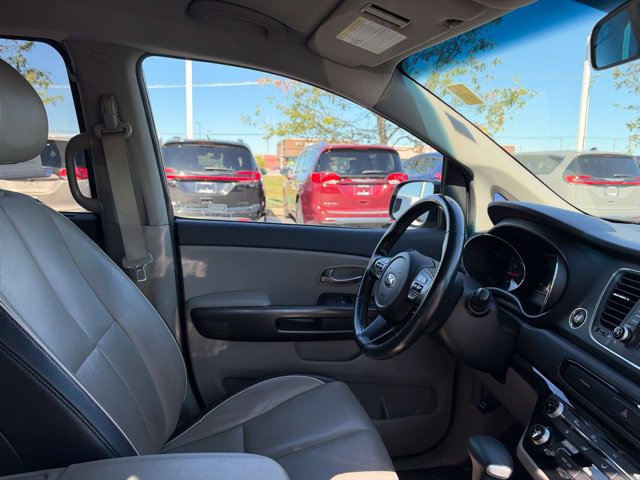 Used 2020 Kia Sedona EX FWD image 34