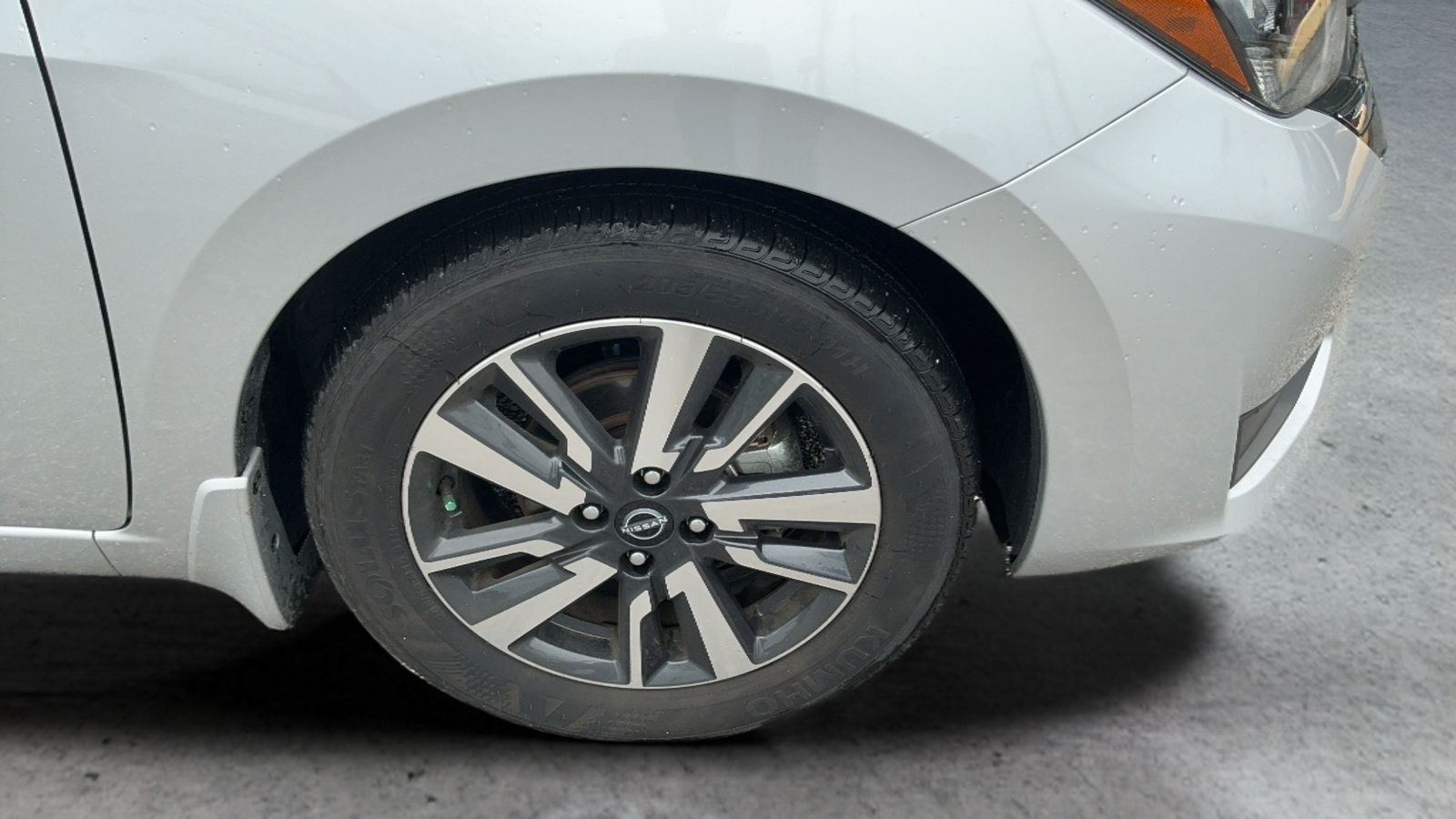 Certified 2025 Nissan Versa SV w/ Trunk Package FWD image 16
