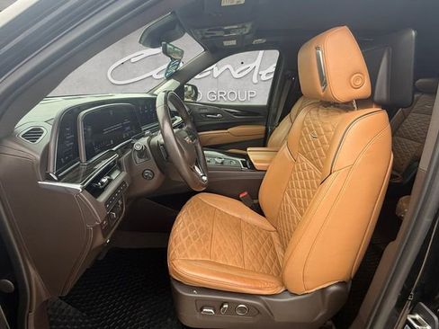 Used 2021 Cadillac Escalade ESV Sport w/ Driver Assist Tech Package AWD/4WD image 19