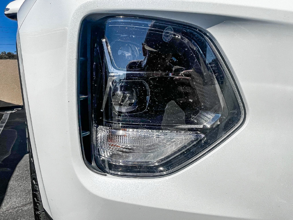 Used 2019 Hyundai Santa Fe Limited AWD/4WD image 4