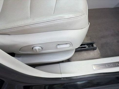 Used 2020 GMC Terrain Denali w/ Denali Premium Package FWD image 43
