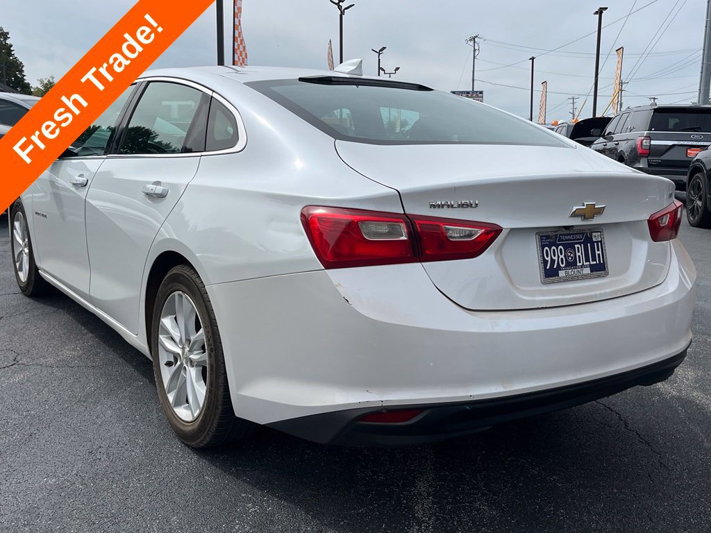 Used 2016 Chevrolet Malibu LT w/ Leather Package FWD image 7