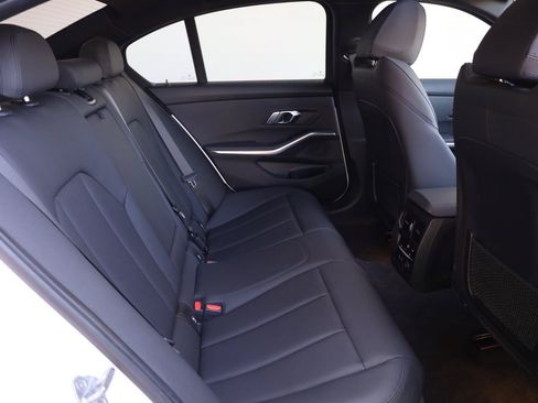 Used 2019 BMW 330i Sedan w/ Driving Assistance Package RWD image 27