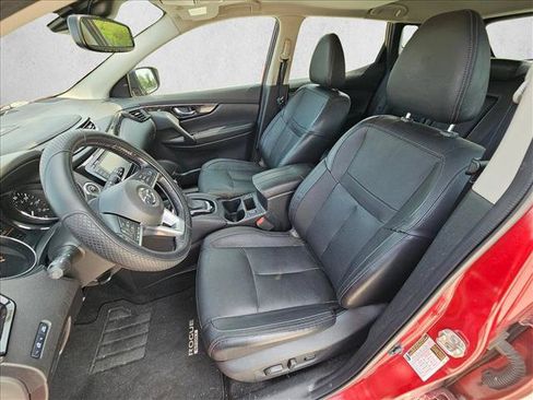 Used 2019 Nissan Rogue Sport SL w/ Premium Package FWD image 15