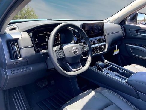 New 2026 Nissan Pathfinder SL w/ SL Premium Package FWD image 7