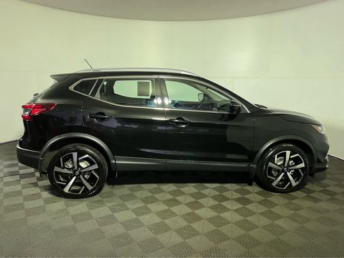 Used 2022 Nissan Rogue Sport SL AWD/4WD image 8