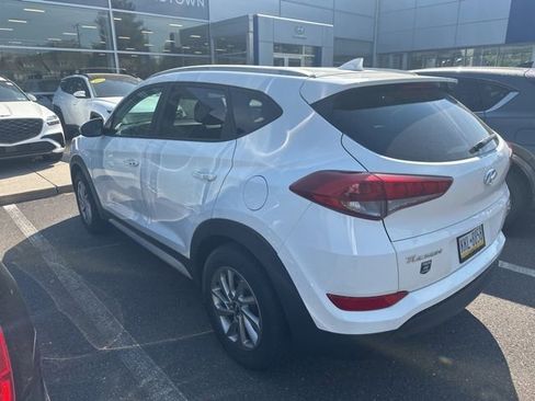 Used 2017 Hyundai Tucson SE Plus AWD/4WD image 6