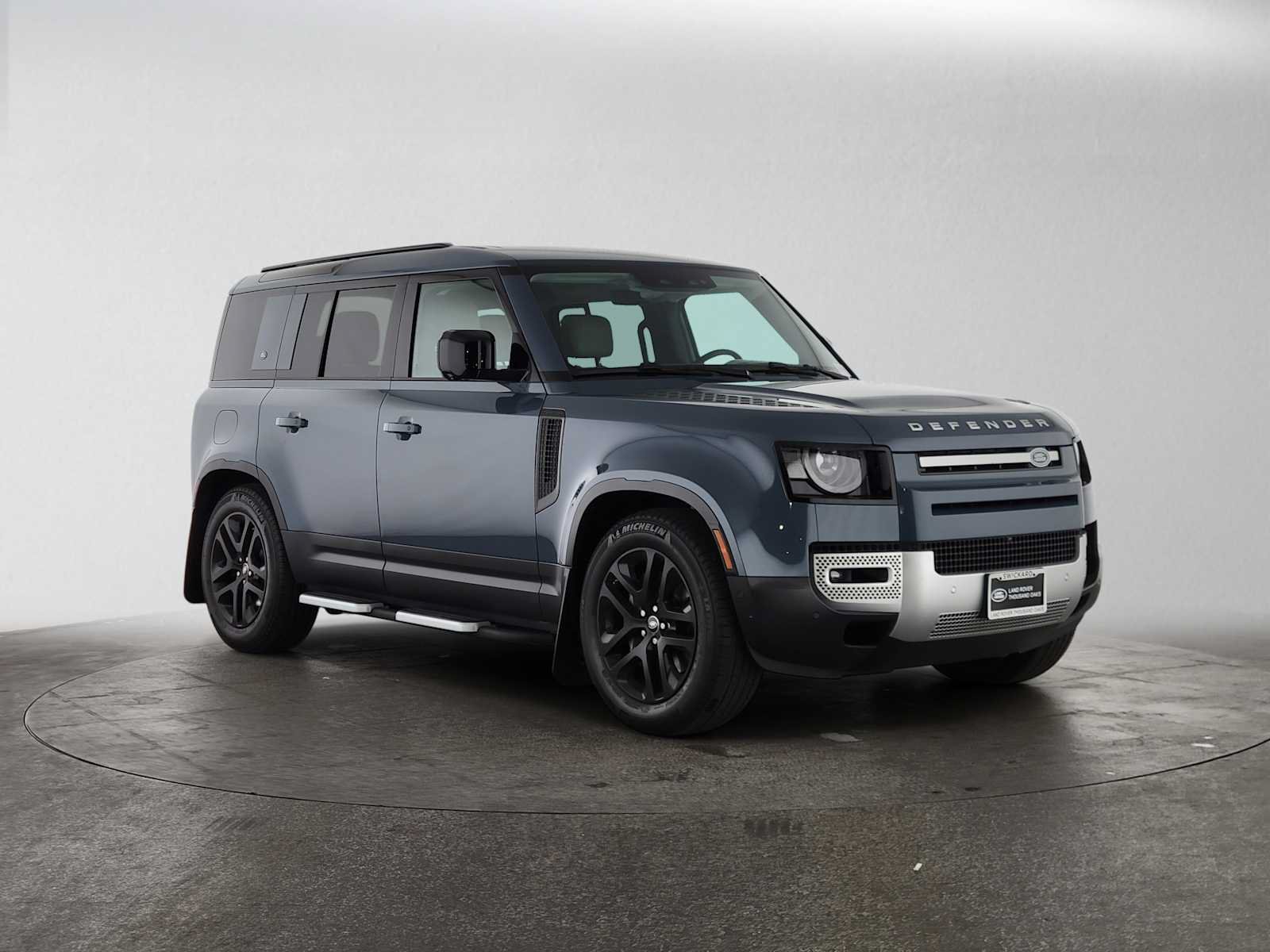 Used 2020 Land Rover Defender 110 HSE AWD/4WD image 7