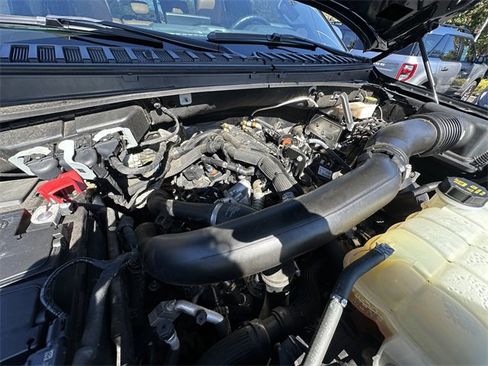 Certified 2022 Ford Expedition Max Platinum image 32