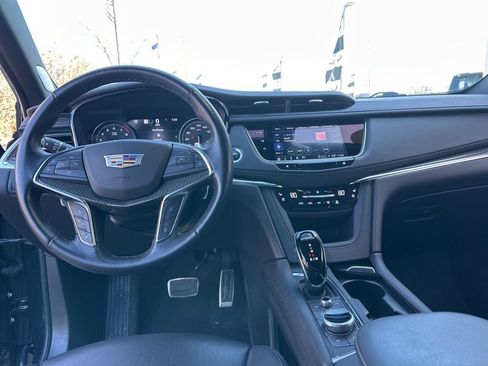 Used 2023 Cadillac XT5 Sportv w/ Technology Package AWD/4WD image 49