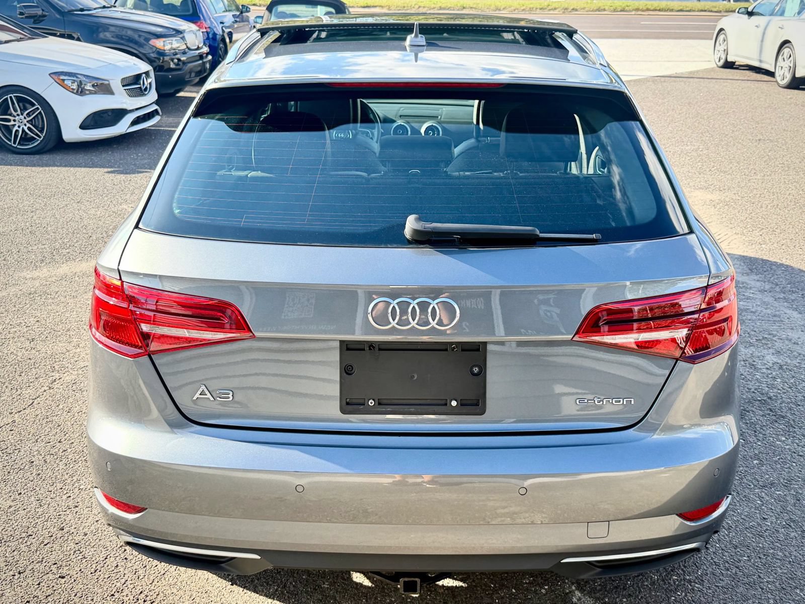 Used 2017 Audi A3 e-tron Premium Plus w/ Technology Package FWD image 11