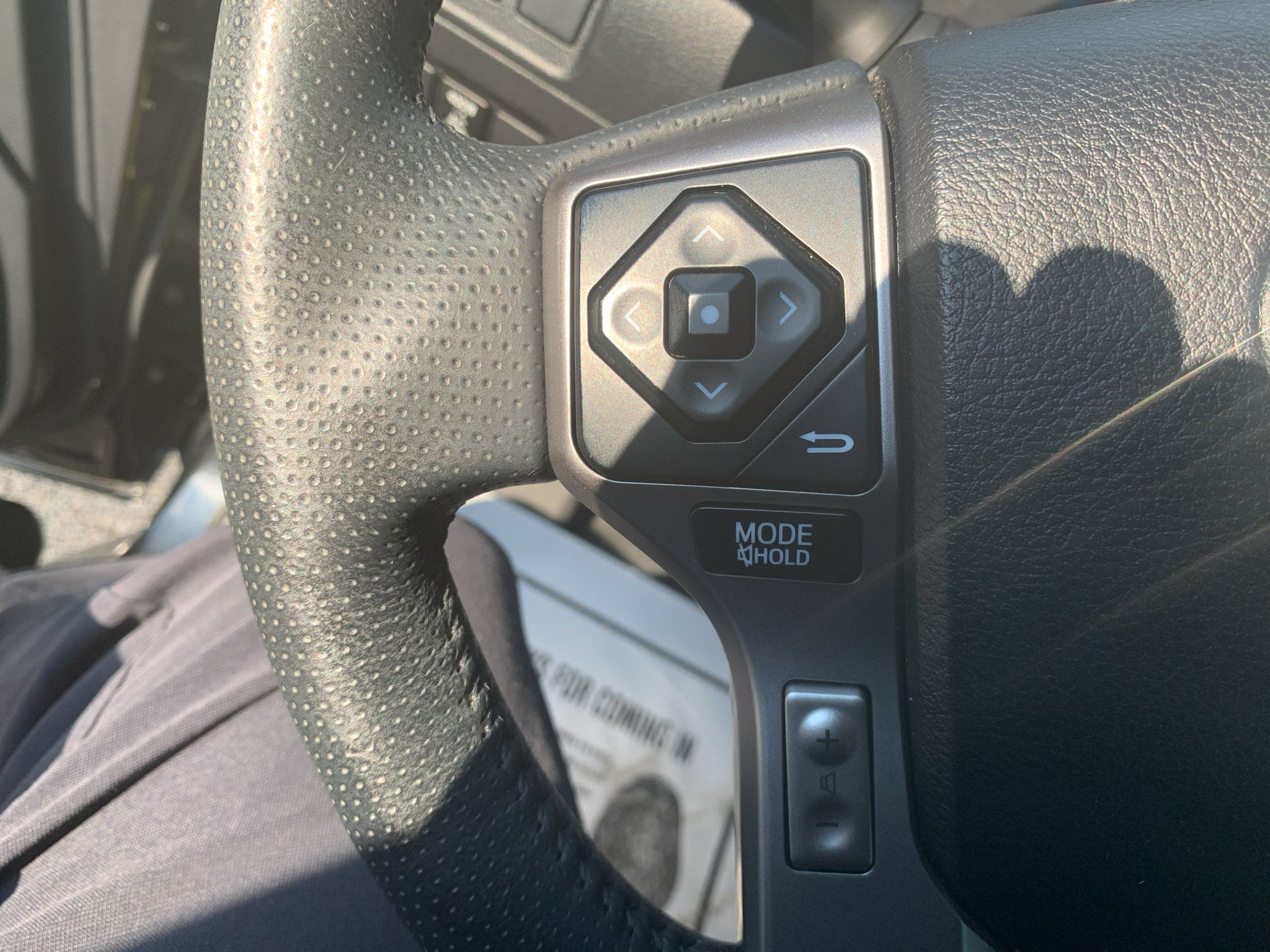 Used 2018 Toyota 4Runner SR5 Premium AWD/4WD image 15