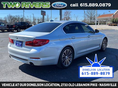 Used 2018 BMW 530i xDrive w/ Premium Package image 12