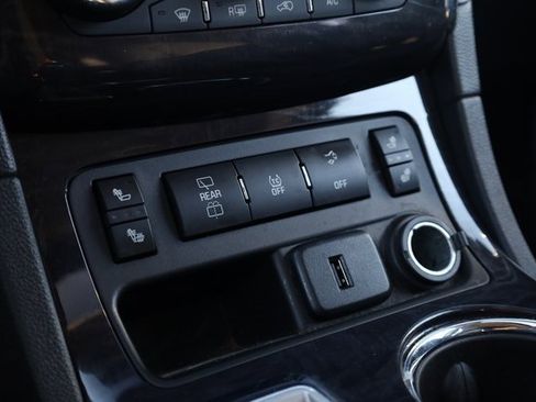 Used 2017 Buick Enclave Leather image 21