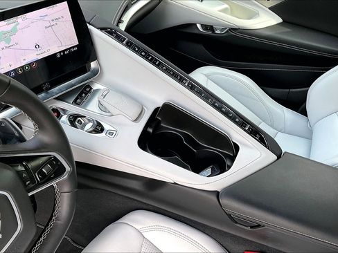 Used 2021 Chevrolet Corvette Stingray Preferred Cpe w/ Battery Protection Package RWD image 14