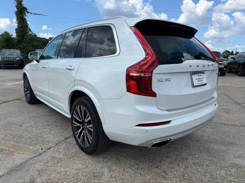 Used 2021 Volvo XC90 T6 Momentum w/ Advanced Package AWD/4WD image 3