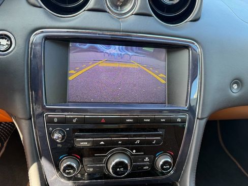 Used 2014 Jaguar XJ L Portfolio image 30