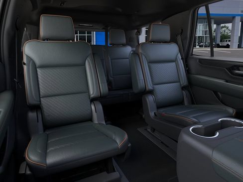 New 2026 GMC Yukon AT4 AWD/4WD image 19