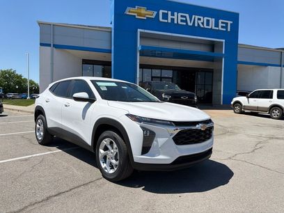 New 2026 Chevrolet Trax LS w/ LS Convenience Package