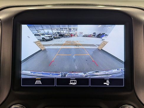 Used 2021 GMC Sierra 1500 SLT image 12