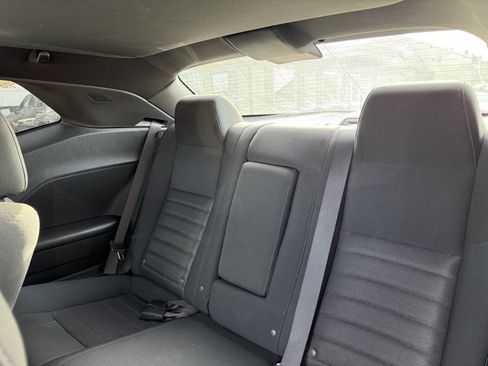 Used 2009 Dodge Challenger SE image 10