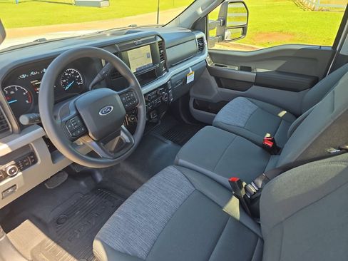 Used 2026 Ford F450 XLT w/ FX4 Off-Road Package AWD/4WD image 15