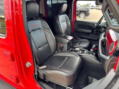 Used 2021 Jeep Gladiator Rubicon AWD/4WD image 25