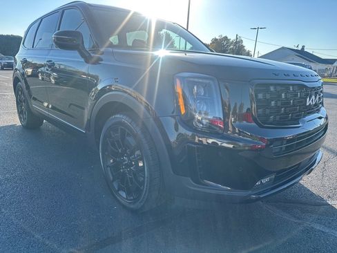 Used 2022 Kia Telluride SX w/ SX Prestige Package image 1