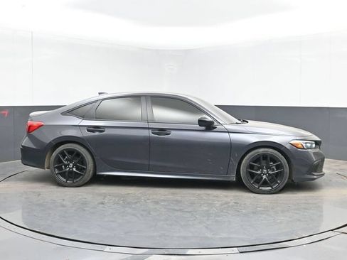 Used 2024 Honda Civic Sport image 11