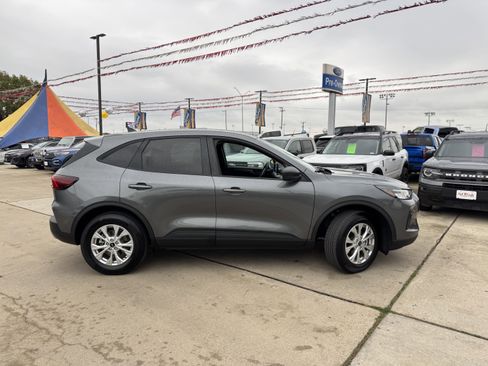 Used 2025 Ford Escape Active image 4