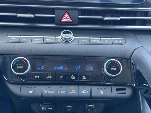 Certified 2023 Hyundai Elantra SEL w/ Convenience Package FWD image 19