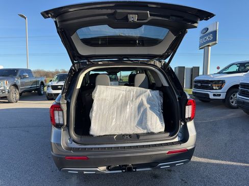 New 2026 Ford Explorer Active w/ Active Comfort Package image 17