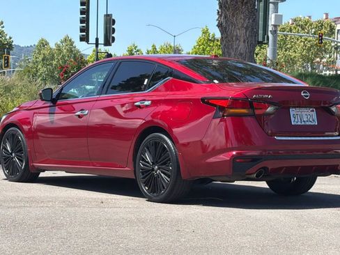 Used 2023 Nissan Altima 2.5 SL FWD image 6